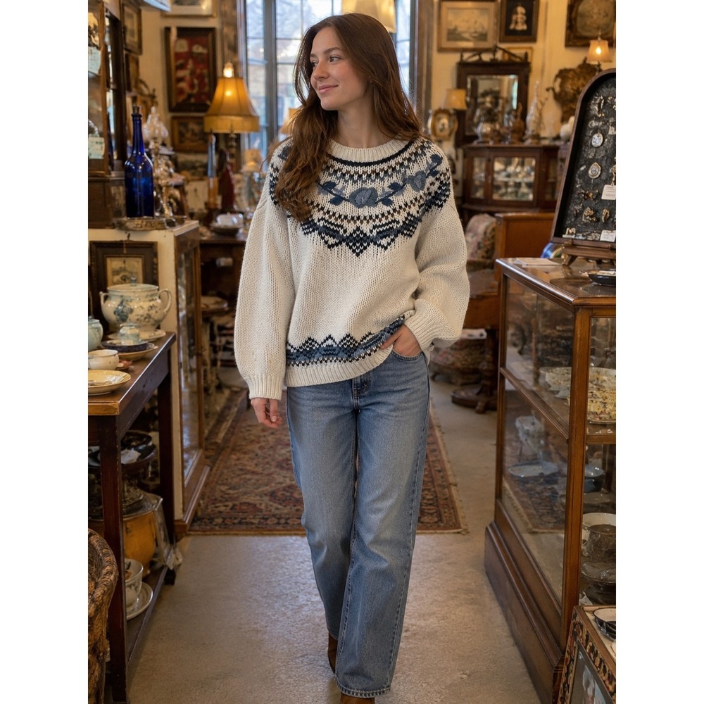 HUNTINGTON RIDGE Women's L Vtg Hand-Knit Sweater Cream Floral Boho Cottagecore